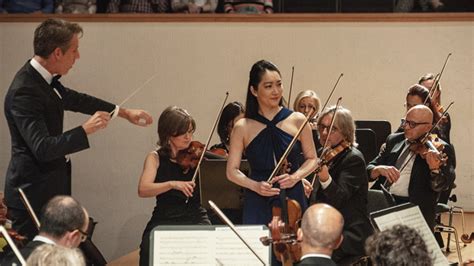 El Concierto de Akiko: Una Sinfonía Japonesa para el Alma